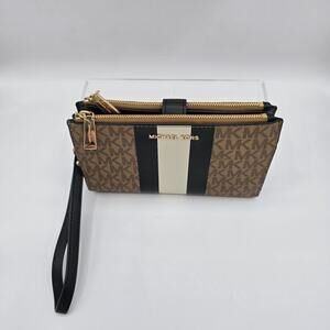 Michael Kors Wristlet Double Zip Brown Monogram Jet Set 7.5" x 4.5"